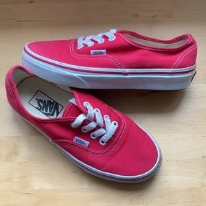 Classic red Vans sneakers ❤️ Women’s 6.5 / Men’s 5